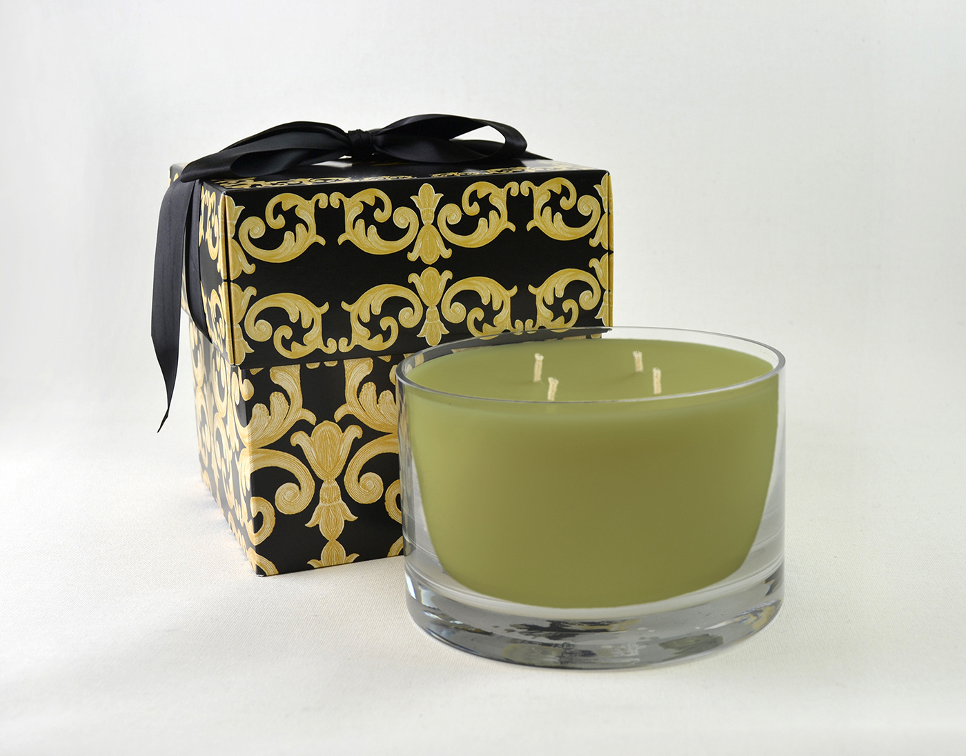 Tyler Candles Tyler 40 oz. Exclusive 4Wick Tyler CandleThe Lamp Stand