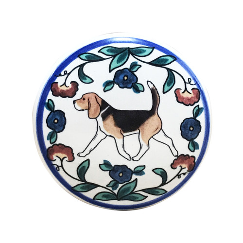 Tricolor 1 Beagle wine stopper, handmade by Shepherd's Grove Studio, CA.