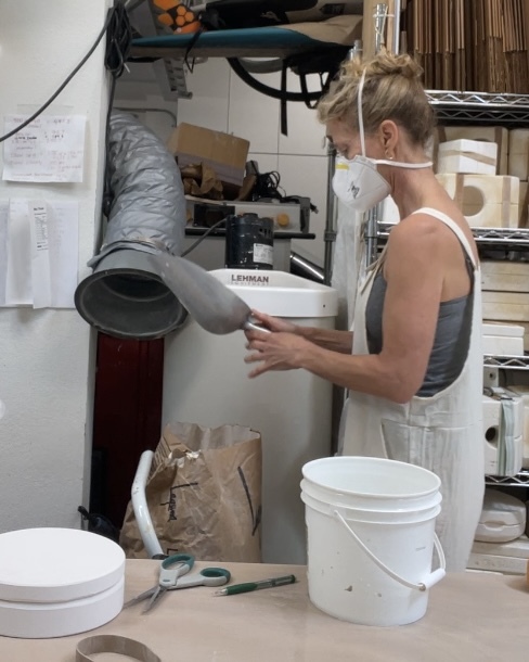 Mixing stoneware slip