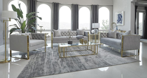 Eastbrook Loveseat Pearl Silver