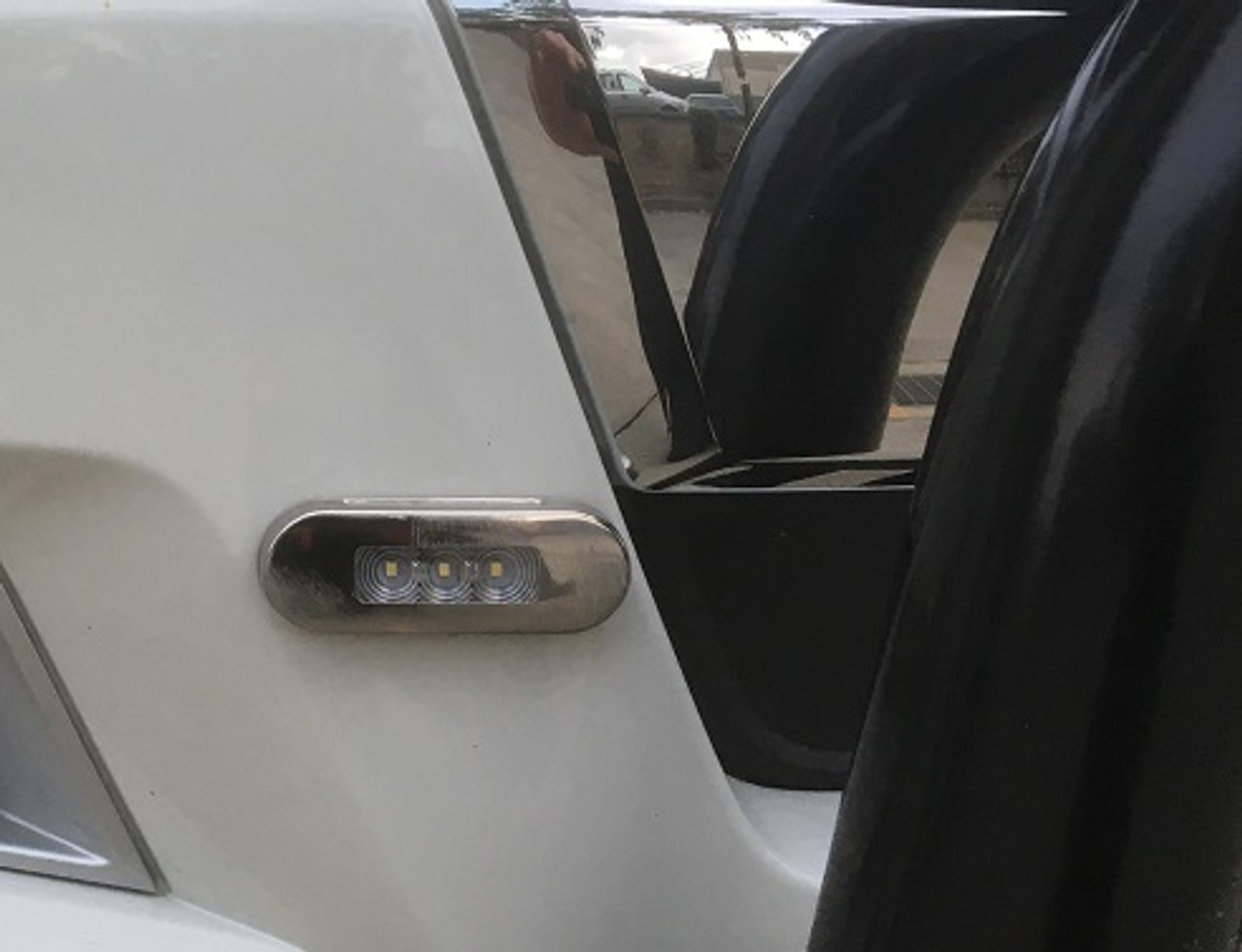 BR6W Fitted to the front of a Ford Ranger. Inactive Function.  Front End Outline Marker Multi-Volt Single Pack. AL. Ultimate LED. 