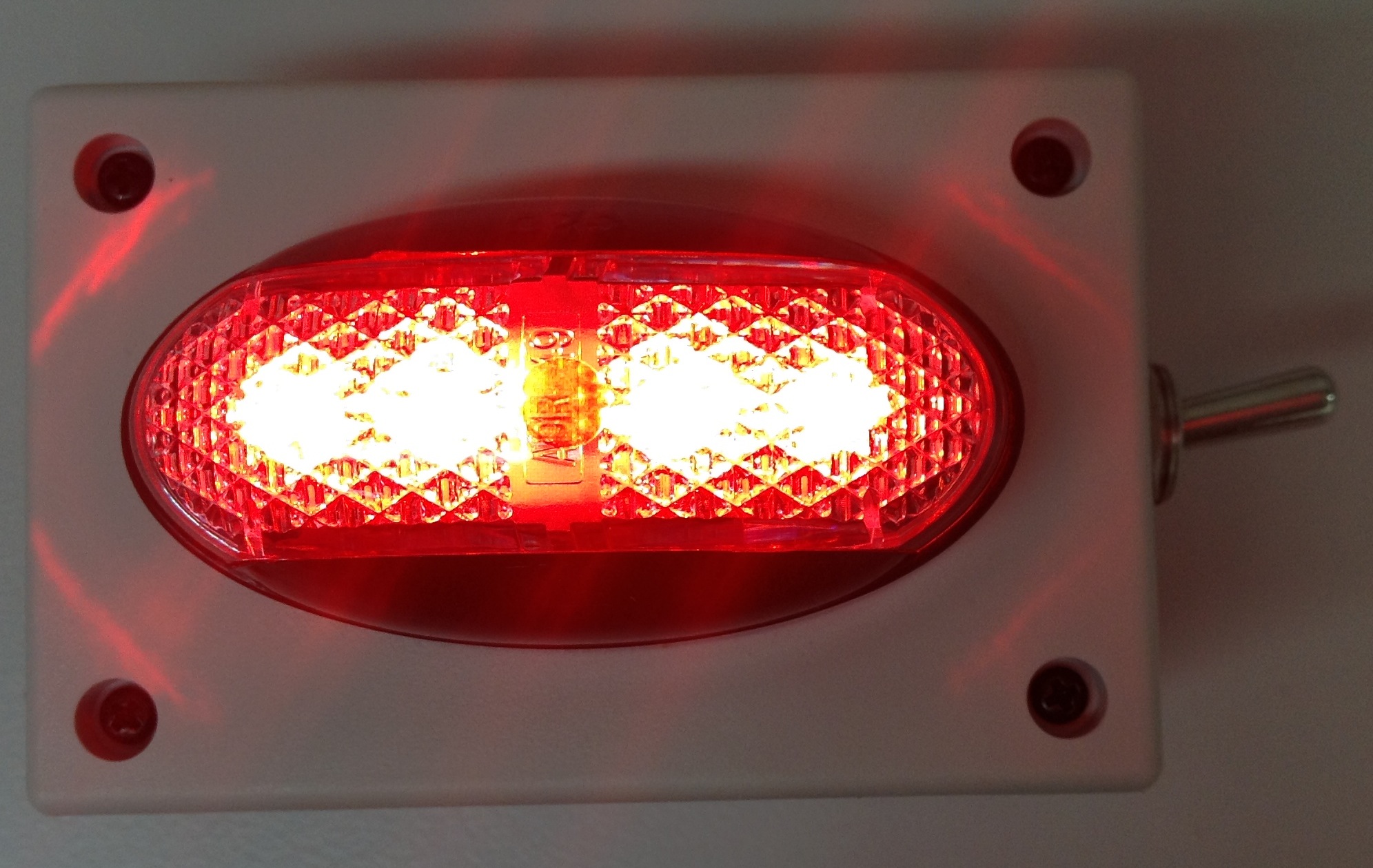 br1r-red-oversize-magnetic-clearance-light-by-ultimate-led.jpg