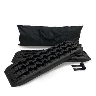 Recovery Ramps for 4WDs: Gray/Black Universal & Storage Bag