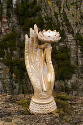 Boost Retail Sales with Crystals: Proven Display Tips and Best-Selling Stones for Fall 2025