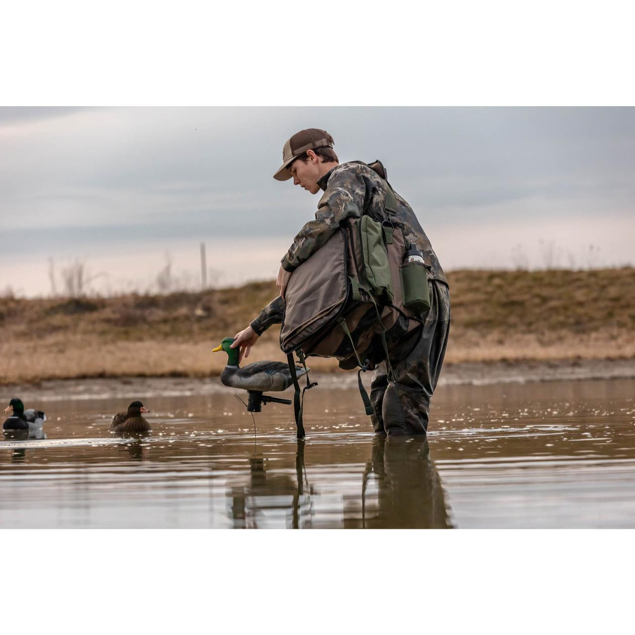 Lucky Duck 4-Slot Water Motion Bag - Presleys Outdoors