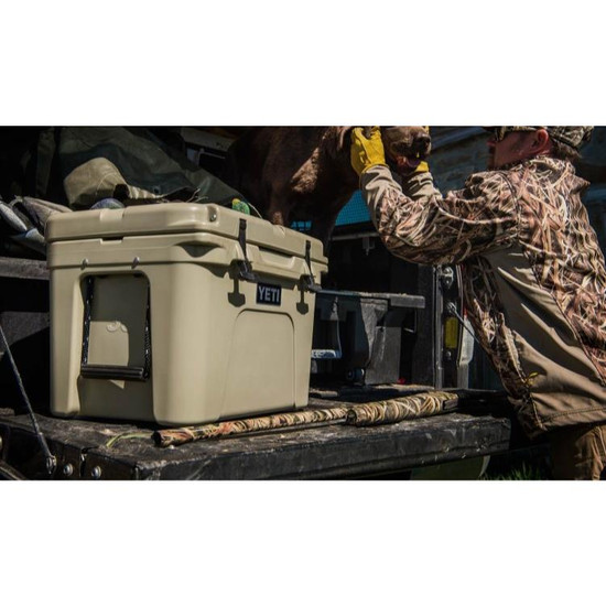 Yeti Tundra 35 Quart Hard Cooler - Tan - Presleys Outdoors
