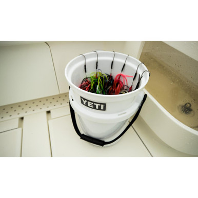 https://cdn11.bigcommerce.com/s-70mih4s/products/15295/images/37527/Yeti-Loadout-Bucket-White-888830021033_image1__98024.1505507172.386.513.jpg?c=2