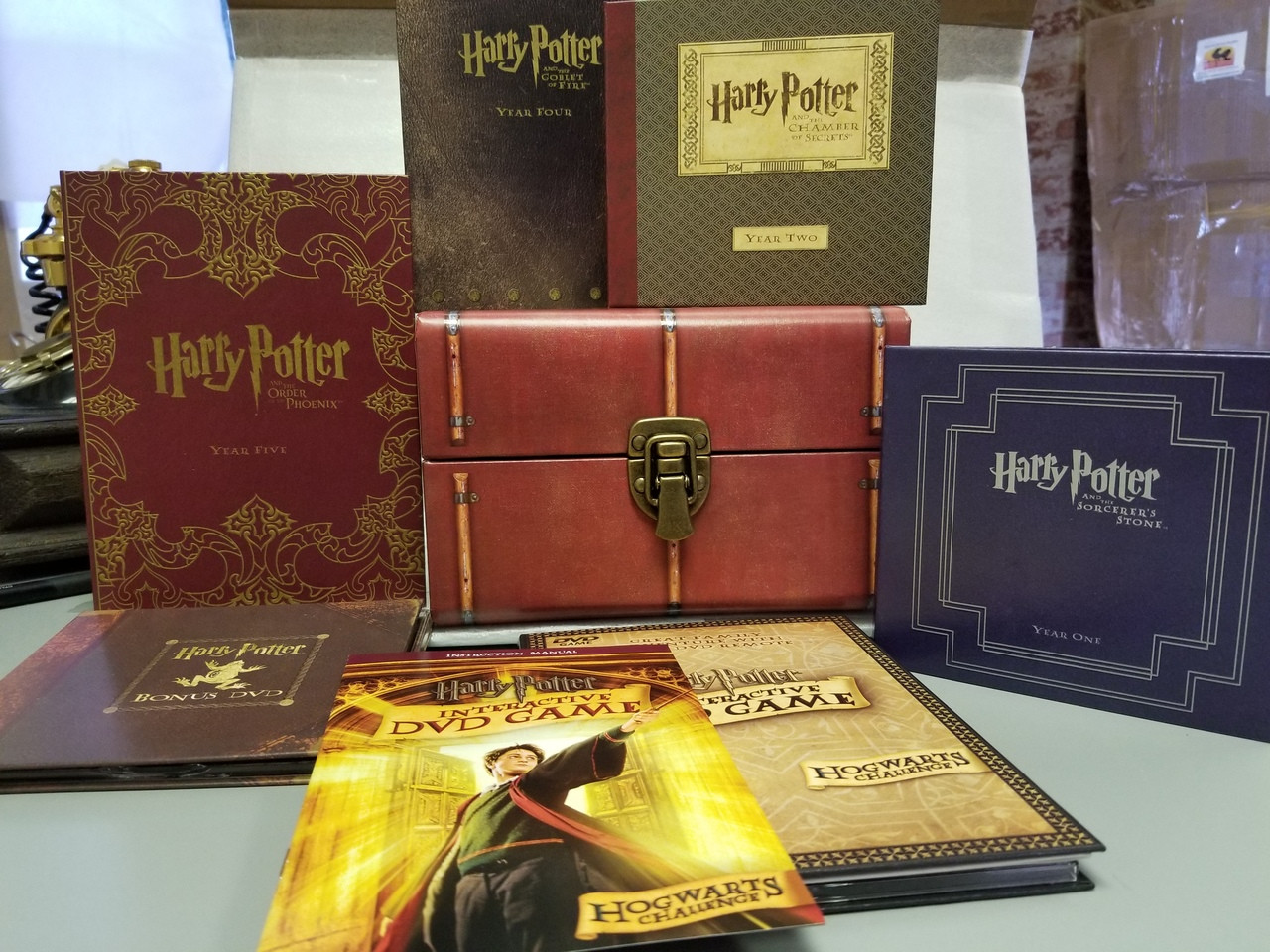 Harry Potter DVD Luggage Trunk Collection - Annie Rooster's Sally