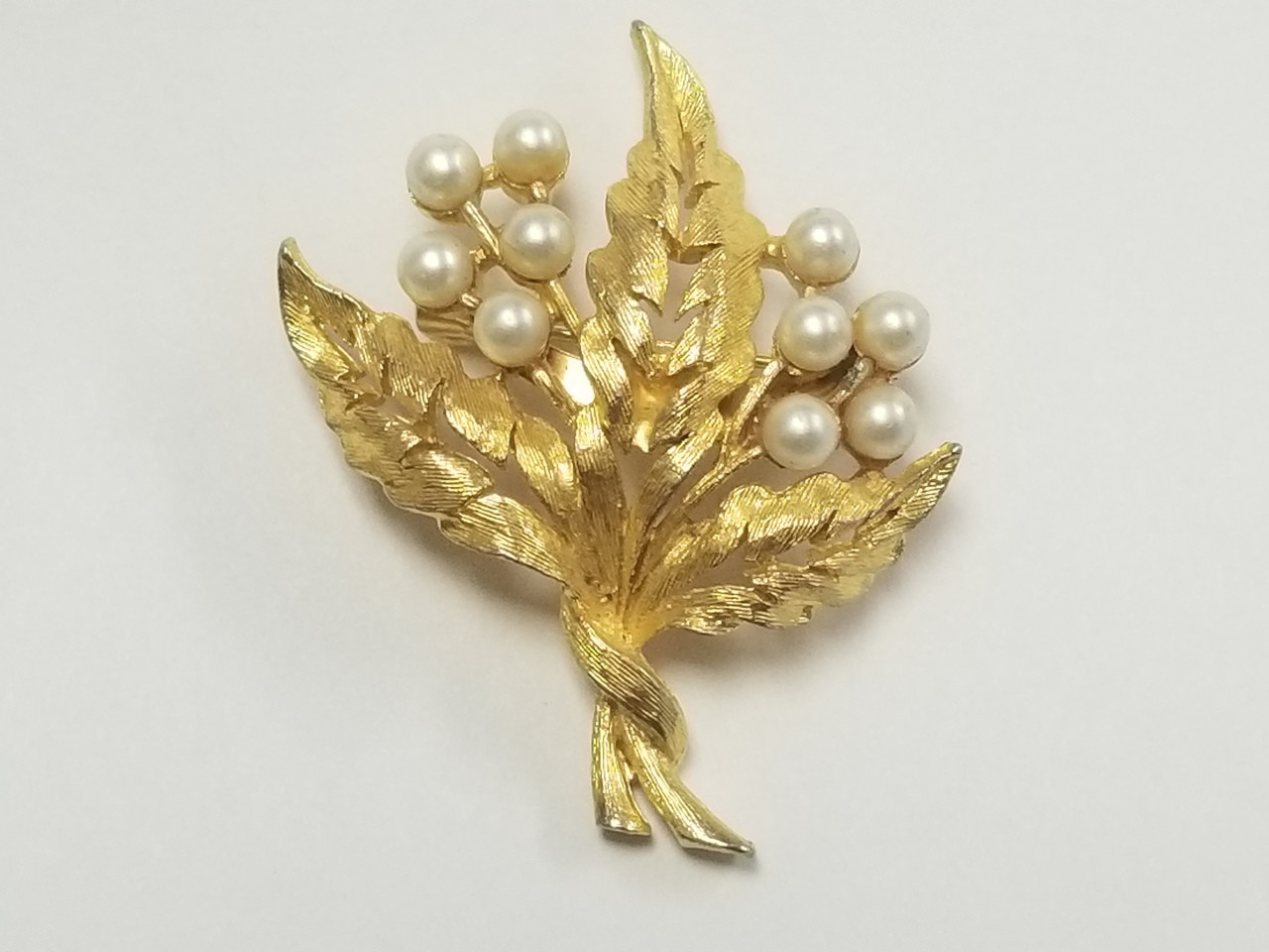 Vintage JJ. Brushed Gold-Tone Leaf Brooch w/ Faux Pearls