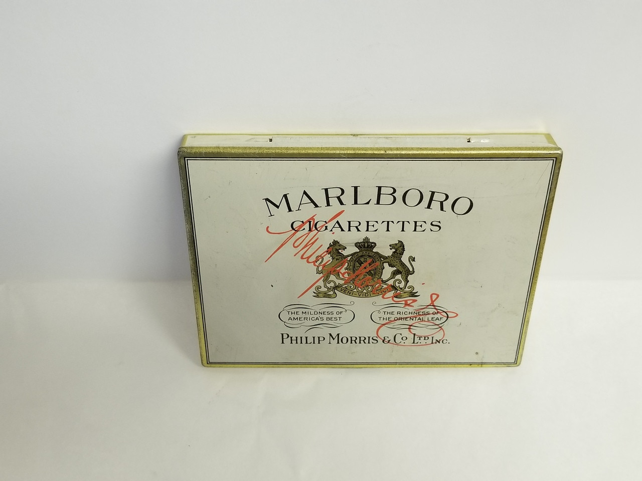 Marlboro Cigarettes Philip Morris & Co Ltd. Inc. Metal Case