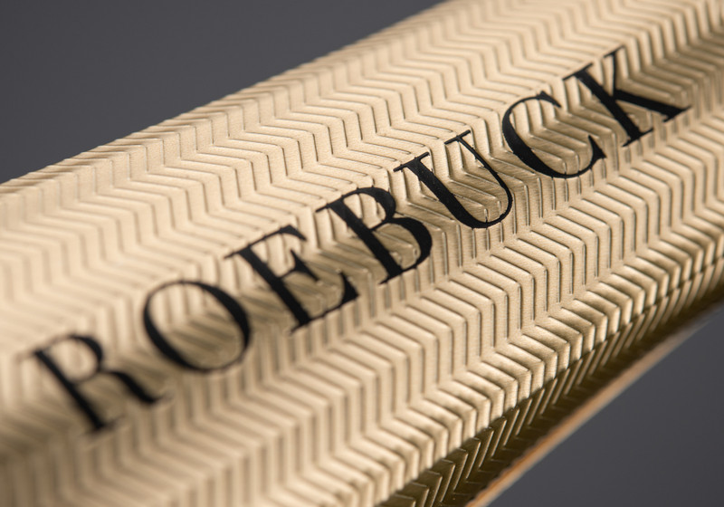 Roebuck Estates: Win a "Gift Pack" with Glasses!