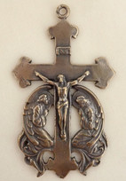 Vintage Adoring Angels crucifix Vintage Adoring Angels crucifix