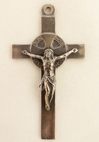 Spanish Style Vintage Crucifix Spanish Style Vintage Crucifix