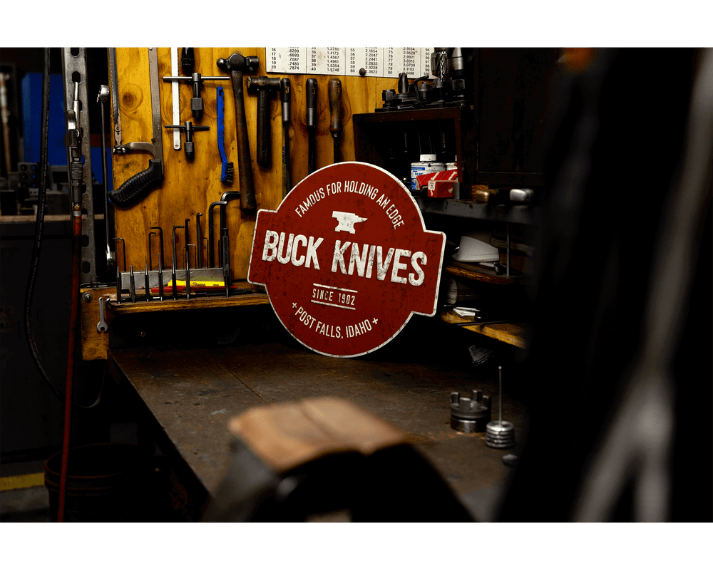 Buck Knives Tin Tacker Sign - Thumbnail 2