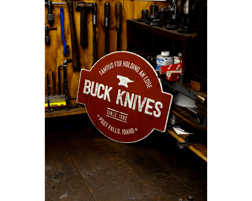 Buck Knives Tin Tacker Sign - Thumbnail 3