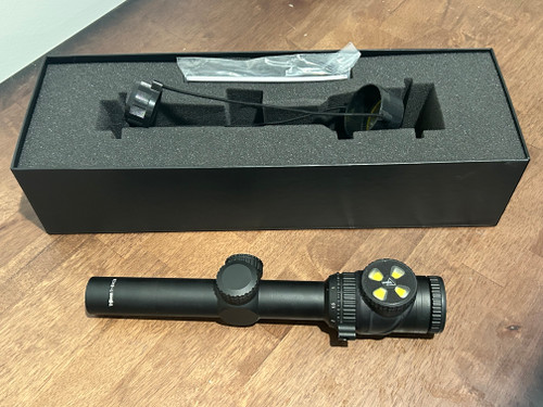 Trijicon AccuPoint 1-6x24 Amber Triangle Matte - BZTR25C200091 Trijicon AccuPoint 1-6x24 Amber Triangle Matte - BZTR25C200091