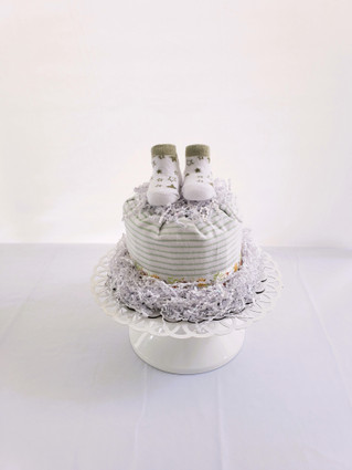 Girl Green Stars Bundt Diaper Cake