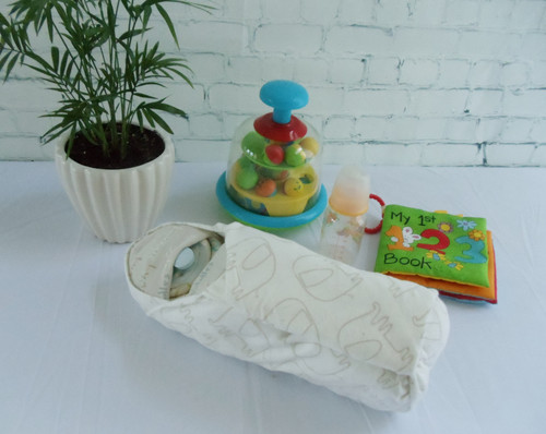 "Snuggles" Eco-Friendly Unisex Swaddle Diaper Baby