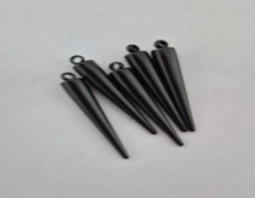 Small Stainless Steel Spikes (22mm) - Sold by the bag of 5