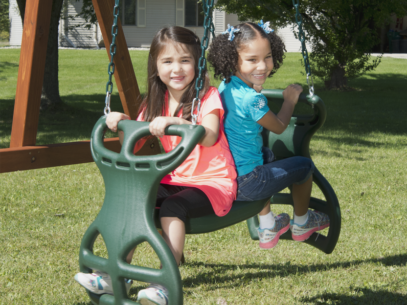 6 Benefits Of A Backyard Swing Set