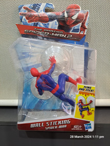 Spiderman Stunt Figure- Fling and Stick Spiderman Stunt Figure- Fling and Stick