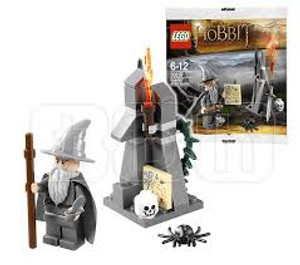 LEGO Hobbit Gandalf at Dol Guldur 30213