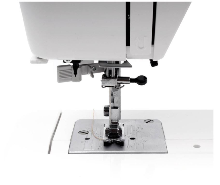 Janome 4400 SEWING MACHINE Exdemonstration model Couling Sewing