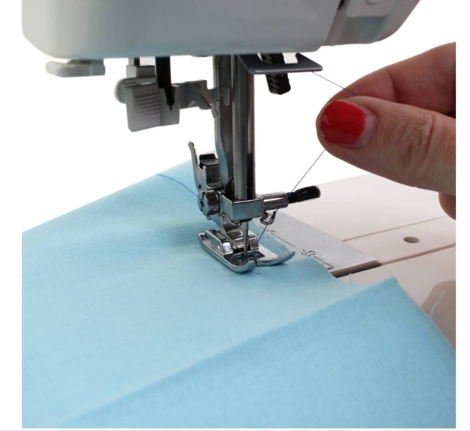 Janome 4400 SEWING MACHINE Exdemonstration model Couling Sewing