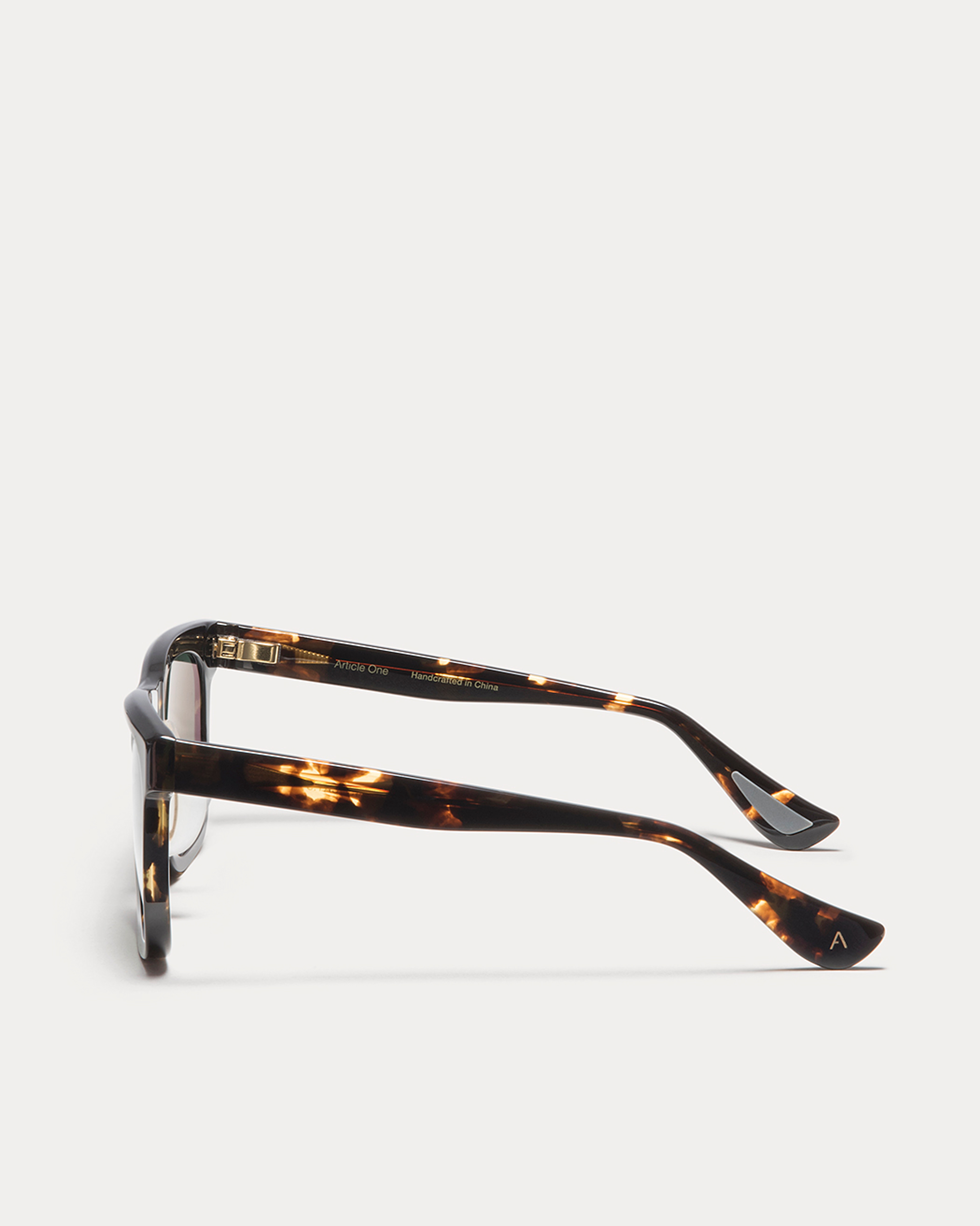 Article One Beaufort Tortoise Side