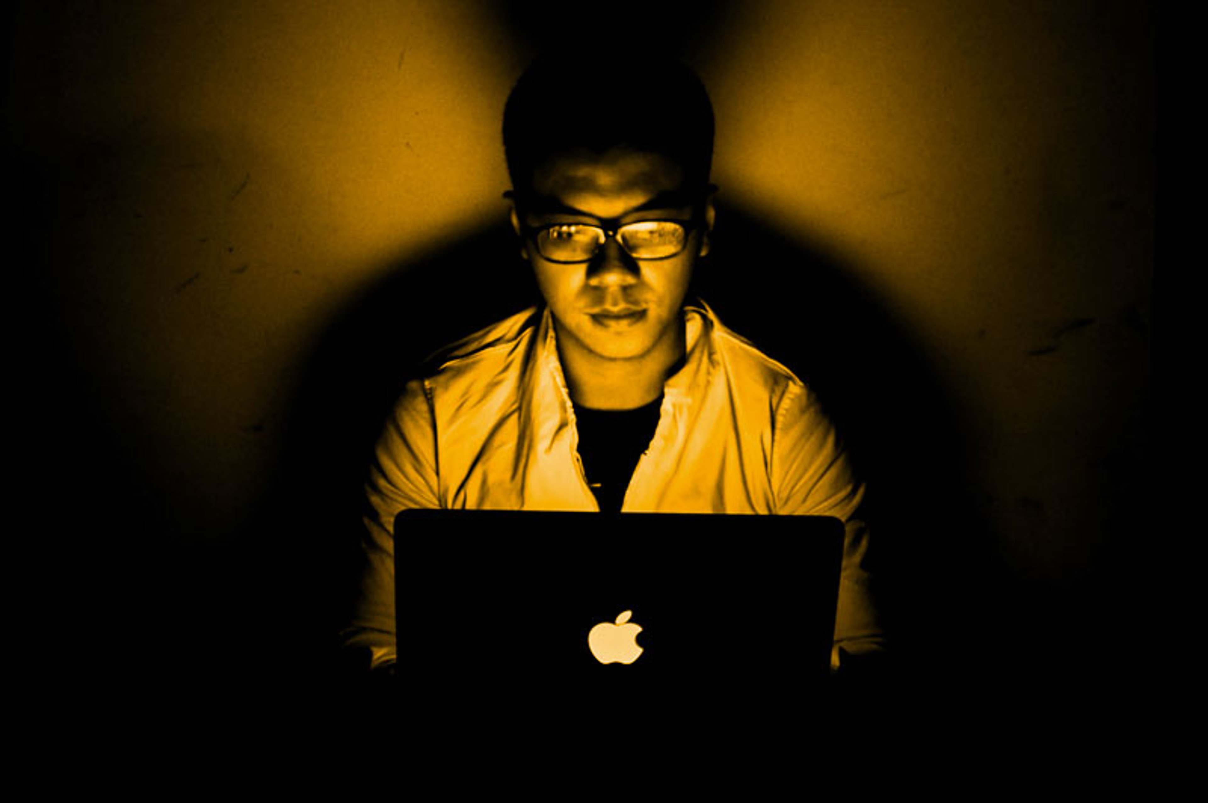 Managing Blue Light During the Dark Season