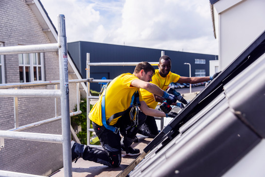 Full black zonnepanelen: voordelen, nadelen en prijzen