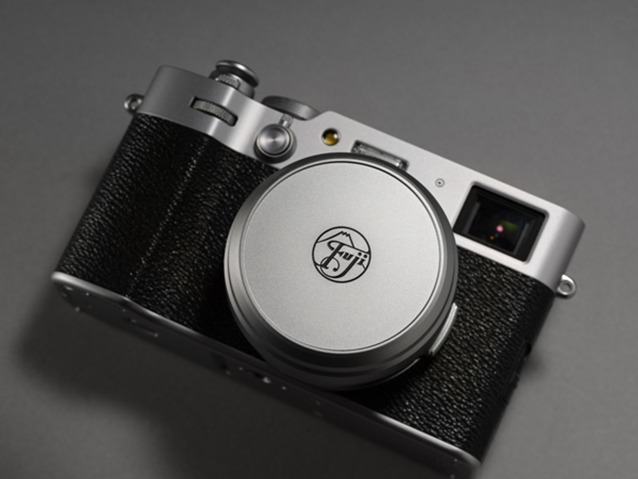 Fujifilm X100VI Silver Limited Edition