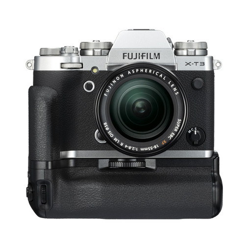 Fujifilm X-T3 XF 18-55mm Kit with X-T3 Vertical Battery Grip (Silver)