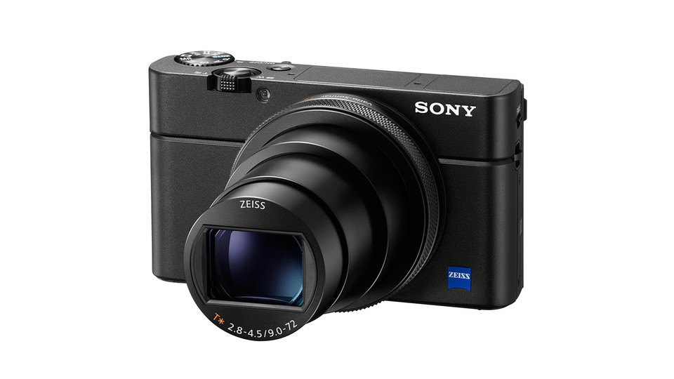 Sony's RX100 Mark VI Has A 24-200mm Lens
