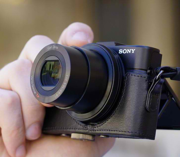 Sony Announces New Cyber-shot Premium RX1R and RX100 II Compact Cameras. Sony Announces New Cyber-shot Premium RX1R and RX100 II Compact Cameras.