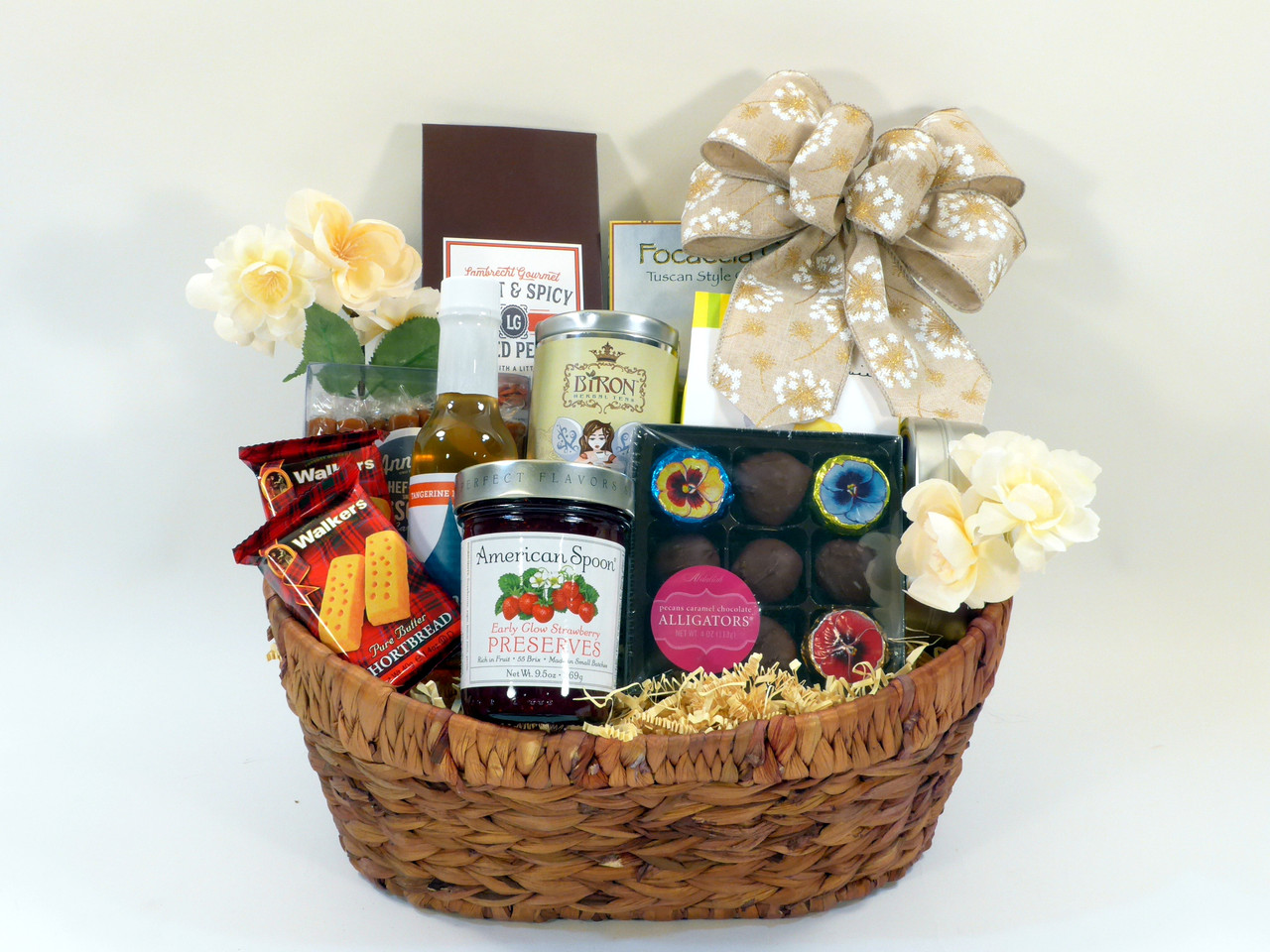 Christmas Classic Gift Basket