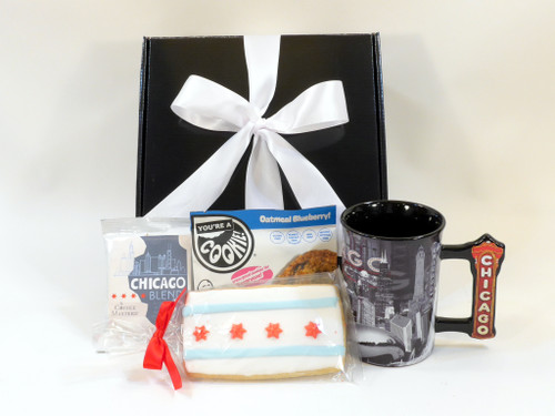 Chicago Theater mug and coffee treats gift set