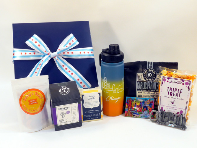 Love from Chicago gift box features Chicago gift collection and favorite snacks, including popular local brands.