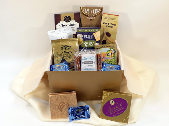 Golden Delight Gourmet Gift Box