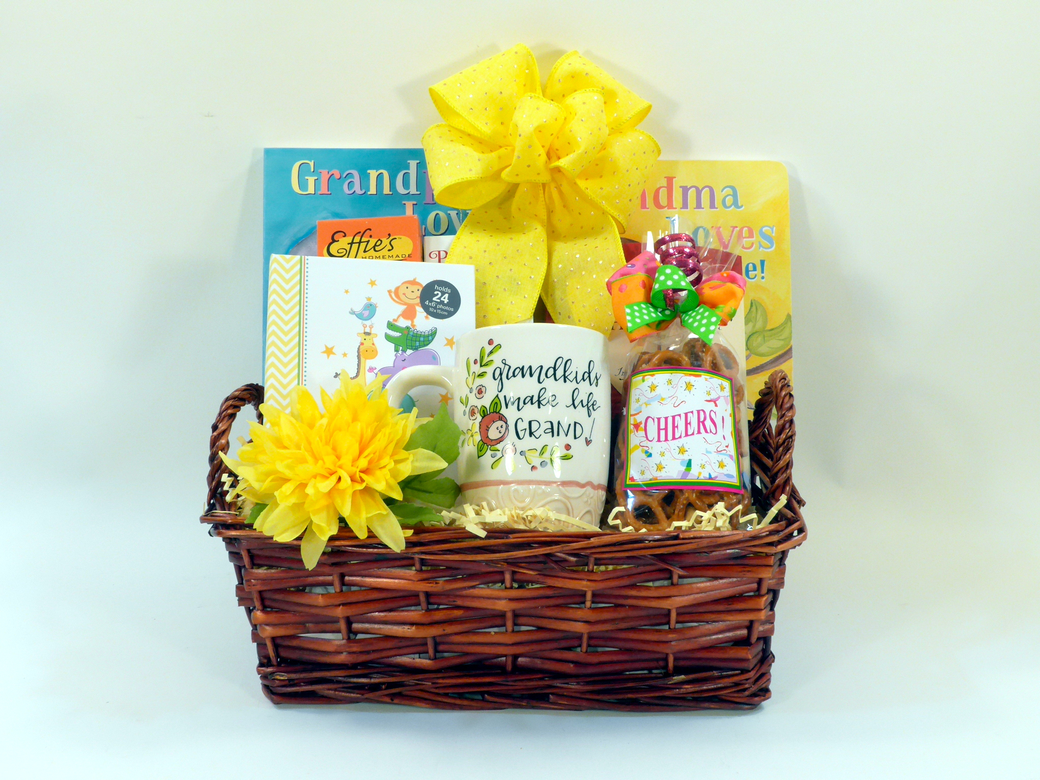 5 Unique Gift Basket Ideas Your Grandma will Love - Tidbits