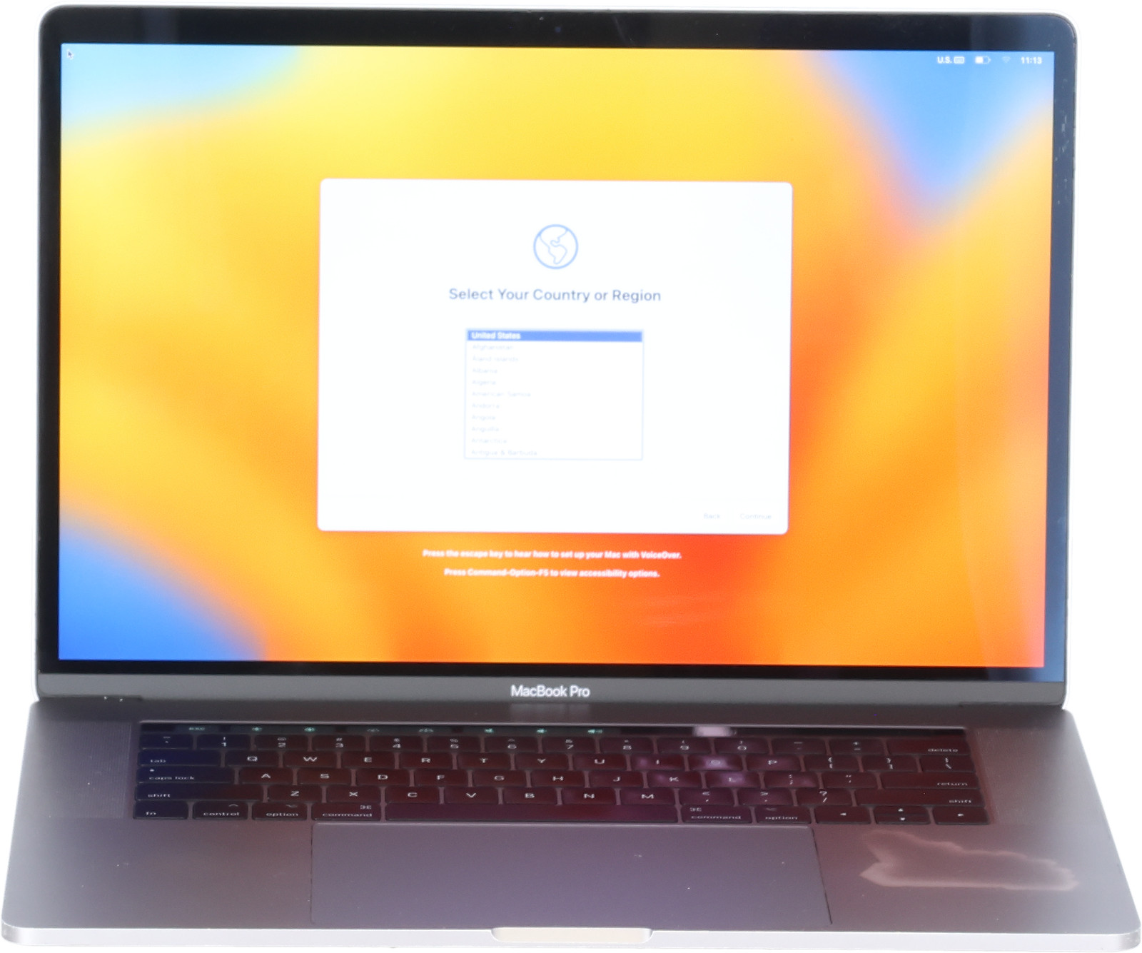 Apple MacBook 15.4
