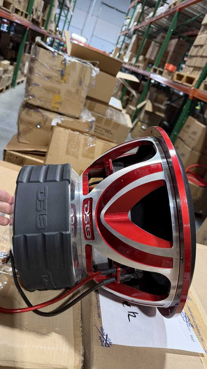 B Stock DS18 HOOLIGAN X 15