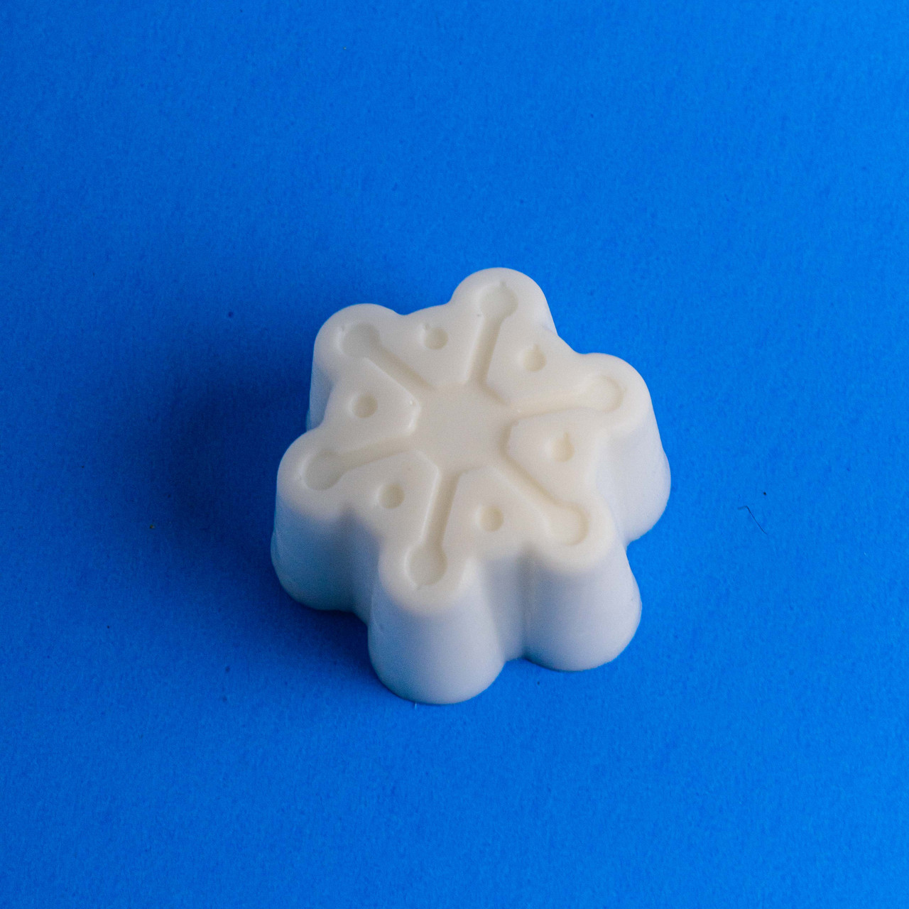 Small Snowflakes Silicone Mold - Nature's Garden Candles