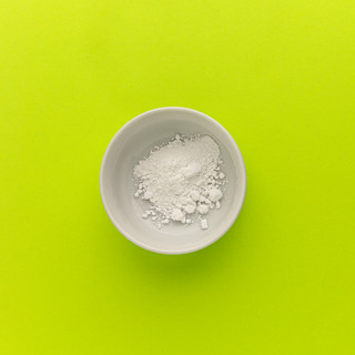 https://cdn11.bigcommerce.com/s-74757430ww/images/stencil/320w/products/1288/4532/Titanium-Dioxide-Oil-Water-Dispersible__47495.1.jpg