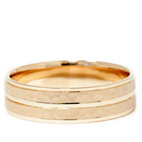 14K Yellow Gold Hammered Comfort Fit Wedding Band Ring 14K Yellow Gold Hammered Comfort Fit Wedding Band Ring