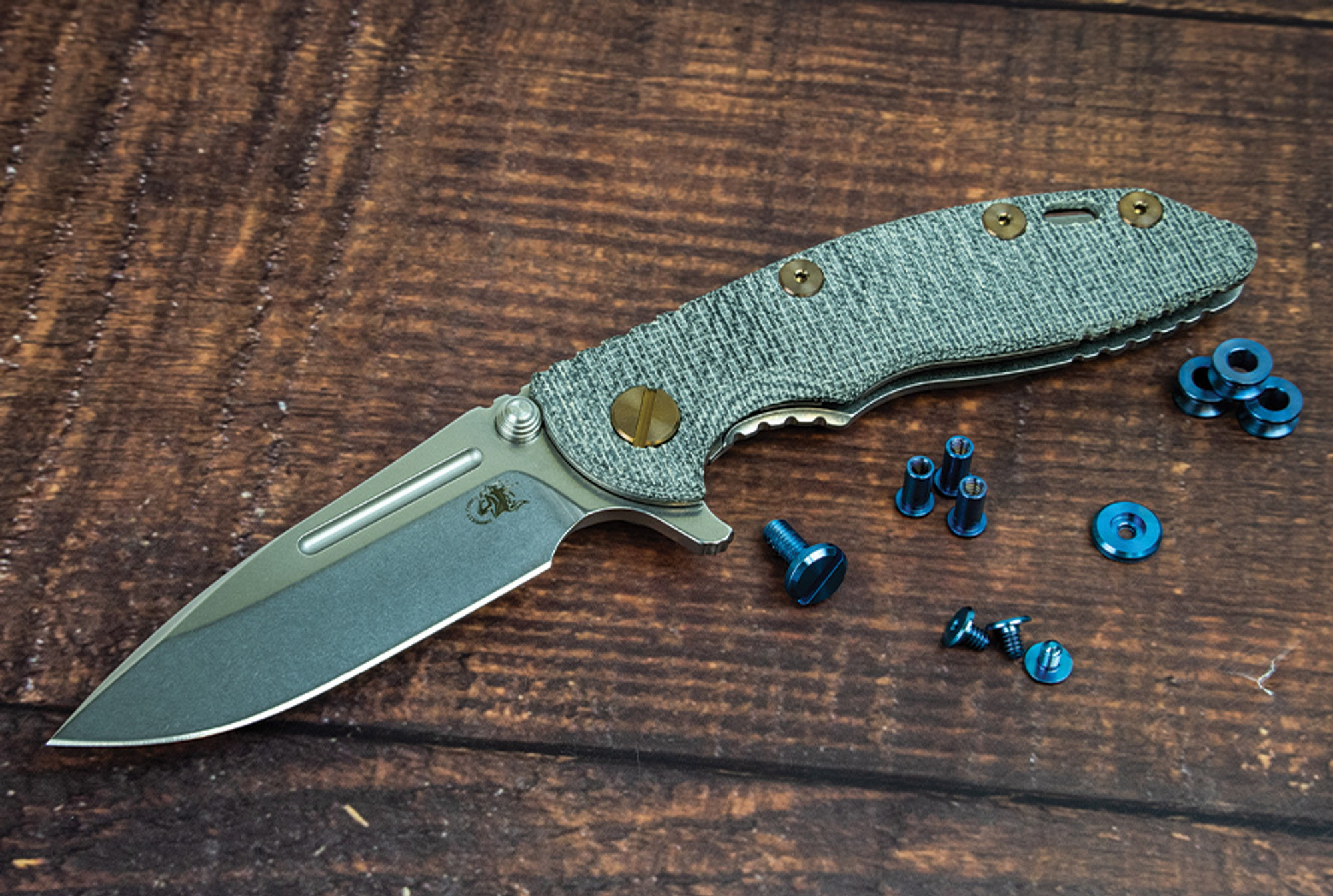 XM-18 3.0" - Scales and Hardware