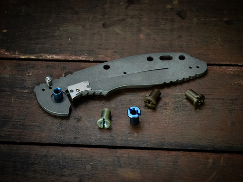 CAT-XM-18 3.5"/XM-24 Titanium Pivot