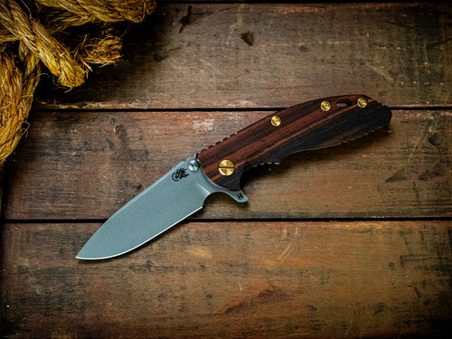 Assembly Special-XM-18 3.5"-20CV-Slicer-Hollow Ground-Battle Bronze-Cocobolo-Brass Hardware-Scale Side