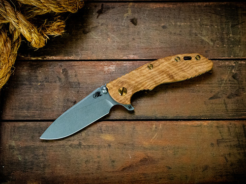 Assembly Special-XM-18 3.5"-20CV-Slicer-Hollow Ground-Battle Finish-Curly White Oak-Brass Hardware-Scale Side
