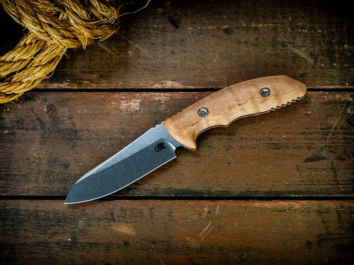The Flashpoint-Sheepsfoot-Magnacut-Stonewash-Curly Maple-Wood Handle-Scale Side